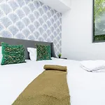 King Bed Brand New Oasis Minutes To Brickell